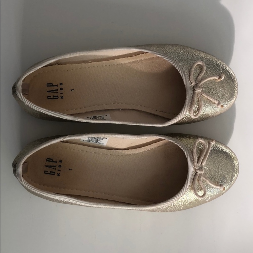 Gap Kids gold ballet flats